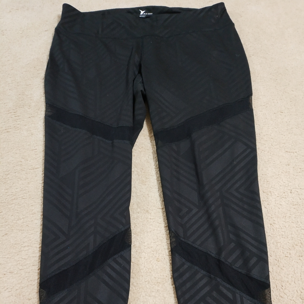 Old Navy active go dry fitted 2x